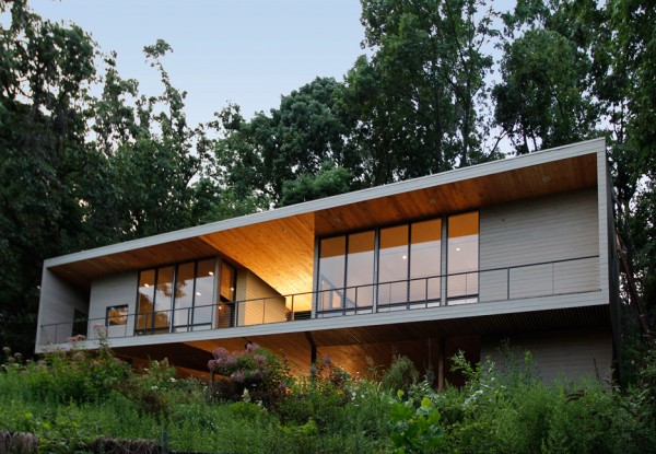 Bridge Studio by Hanrahan Meyers Architects