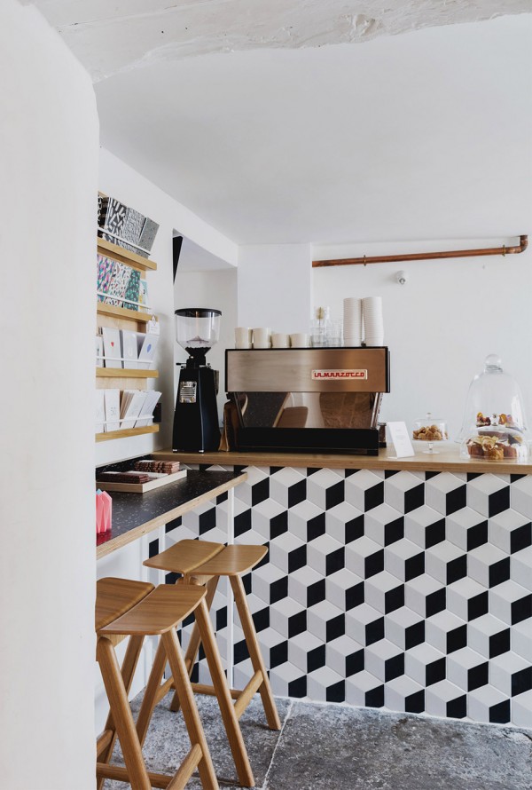 Emil Eve Architects creates lifstyle store in Somerset