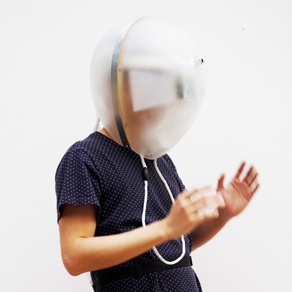 Di Peng recreates dementia experience with sense-distorting helmet