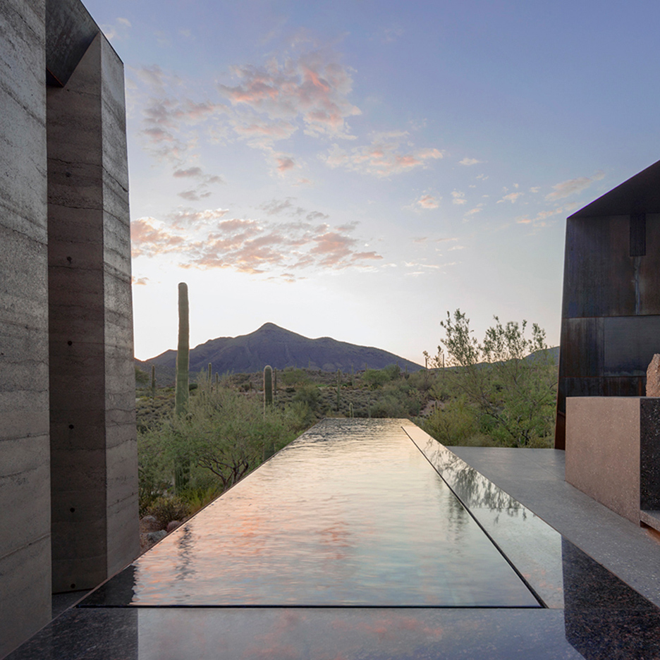 Desert Courtyard House by Wendell Burnette Architects