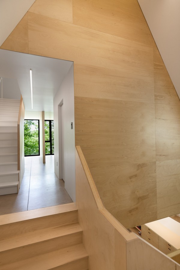 Fahouse by Jean Verville