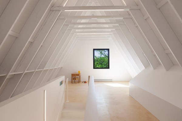 Fahouse by Jean Verville
