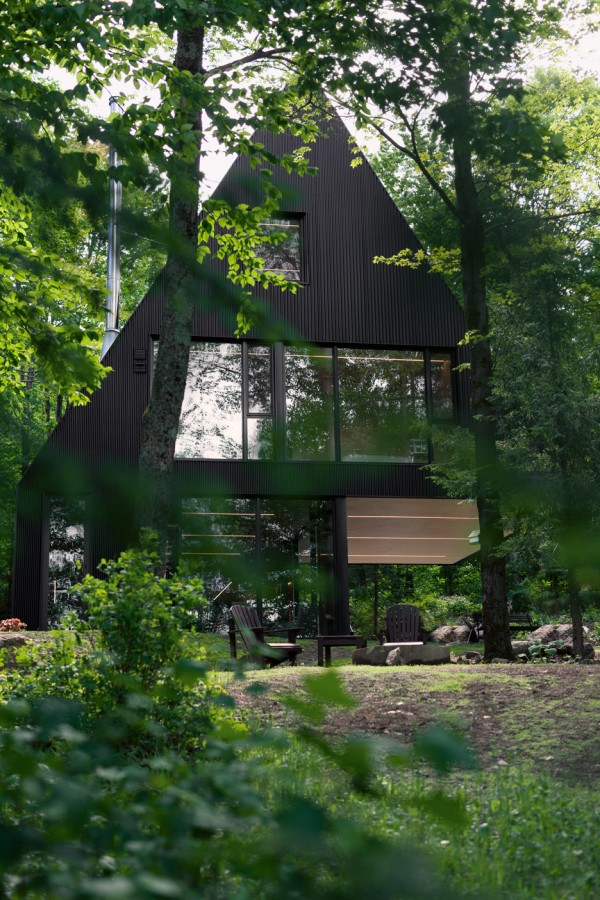 Fahouse by Jean Verville
