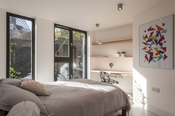 Forest Mews by Robert and Jessica Barker in Lewisham, London