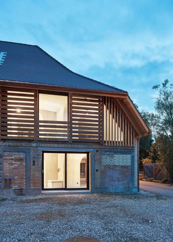 Freiluft barn conversion by Martin Klopfenstein