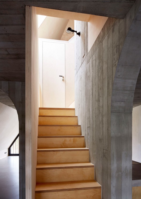 Freiluft barn conversion by Martin Klopfenstein