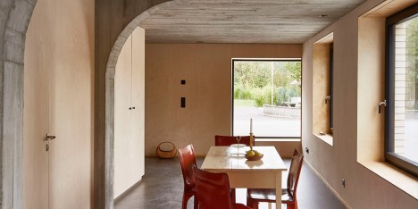 Freiluft barn conversion by Martin Klopfenstein
