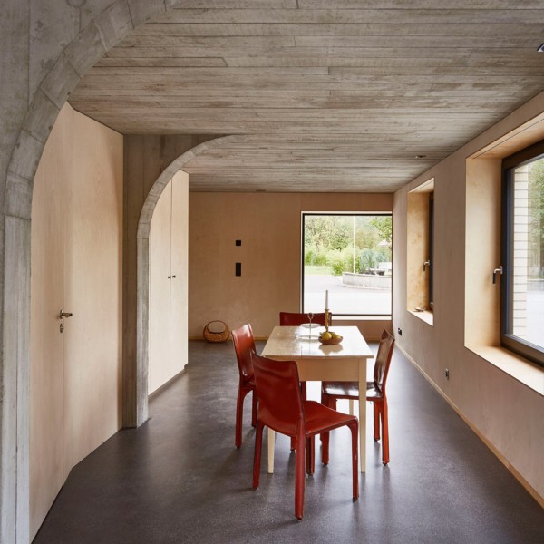 Freiluft barn conversion by Martin Klopfenstein