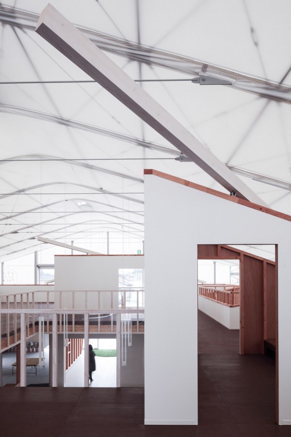 Yasutaka Yoshimura transforms warehouse into Fukumasu kindergarten