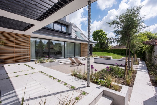 House 19 by Jestico and Whiles features materials that reference local history