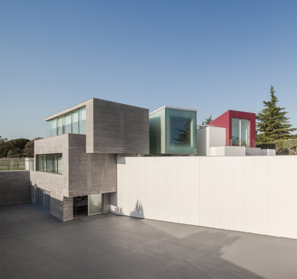 house-h-abiboo-architecture-villa-madrid-spain_dezeen_936_7