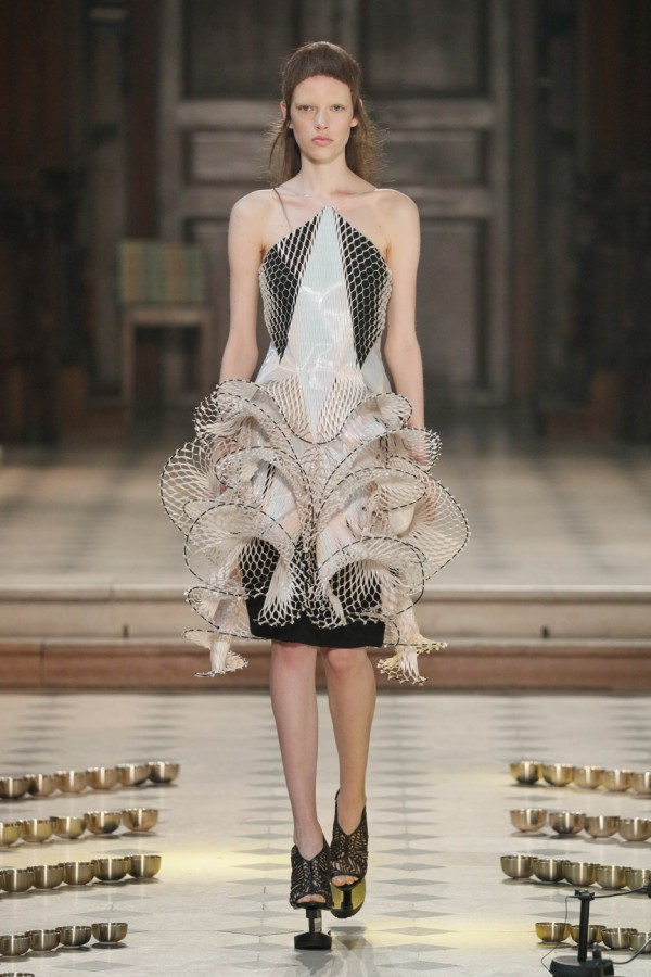 Iris van Herpen Haute Couture Fall/Winter 2016