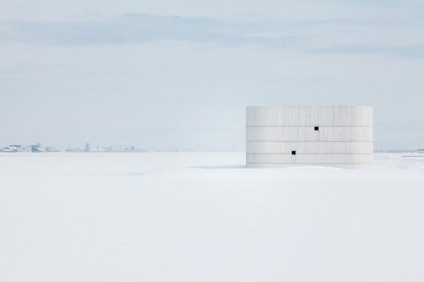 Archipelago of the house in Japan