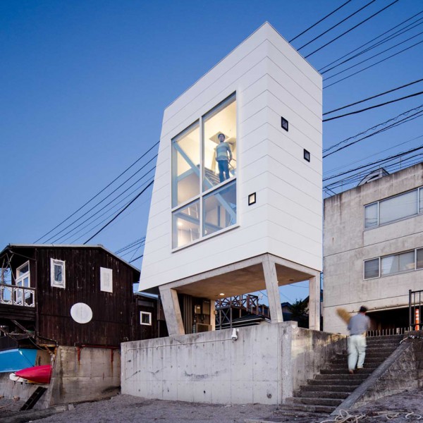 Archipelago of the house in Japan