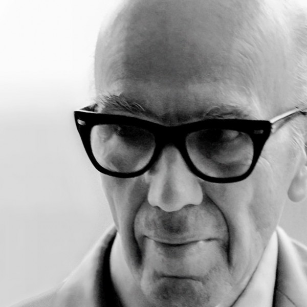 Artist turns Barragán's remains into diamond to trade for archive