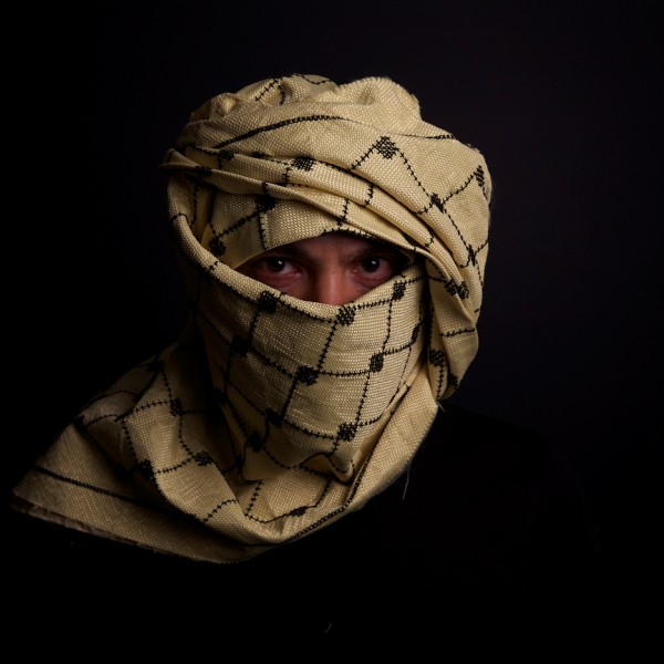 K29 Keffiyeh bulletproof headscarf by Salim Al-Kadi