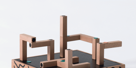 Václav Mlynár combines physical and digital play in Koski board game