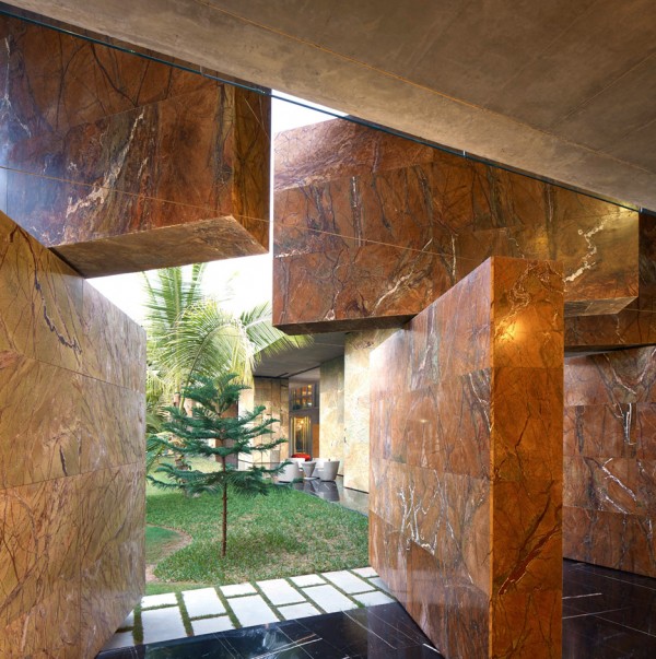 Moving Landscape House with Walls by Matharoo