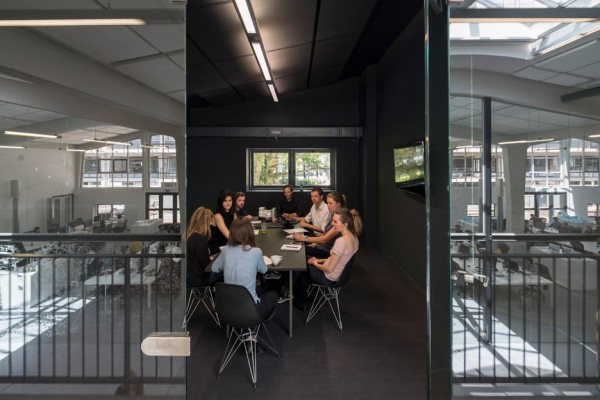 mvrdv-office-architecture-interior-self-designed-studio-rotterdam-domestic-spaces-colour-_dezeen_936_1