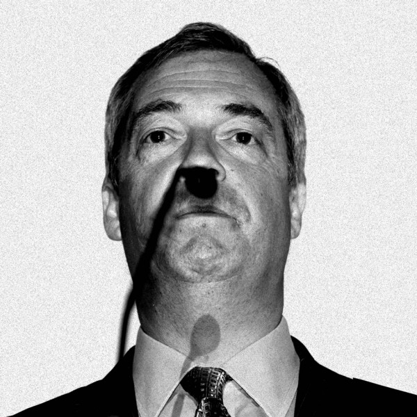 nigel-farage-a-saatchi-saatchi-advertising-posters-remain-brexit-eu-referendum_dezeen_936_0