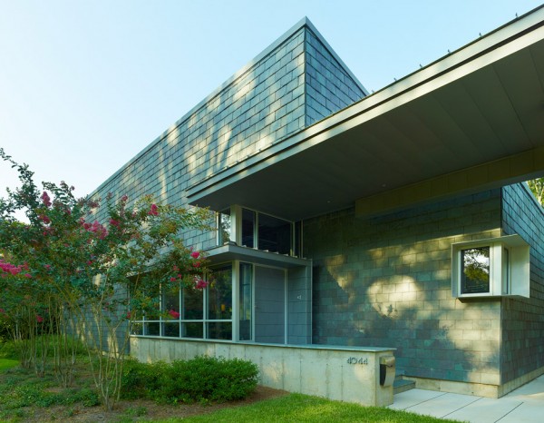 Oak Ridge House by Duvall Decker Architects