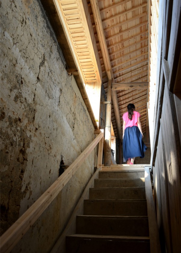 He Wei transforms traditional Chinese property into a hostel