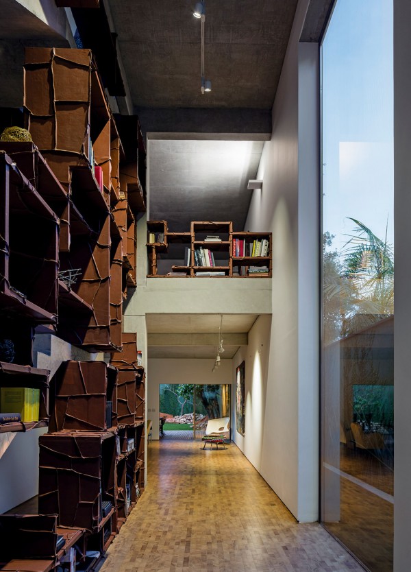 Campanas Brothers use palm fibre to give Sao Paulo house hairy texture