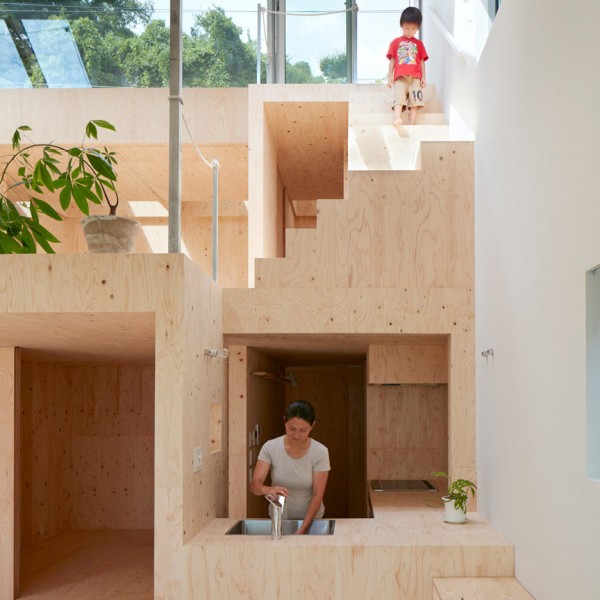 re-slope-house-tomohiro-hata-aaa-kobe_dezeen_sqa