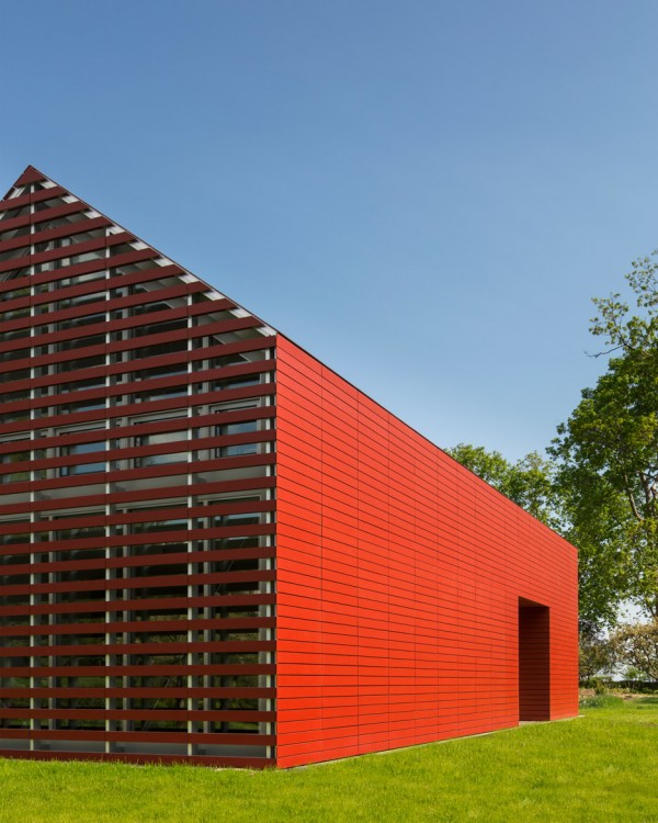 Red Barn by Roger Ferris + Partners