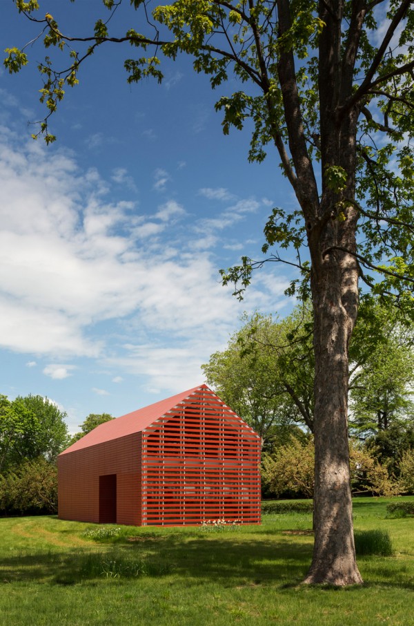 Red Barn by Roger Ferris + Partners