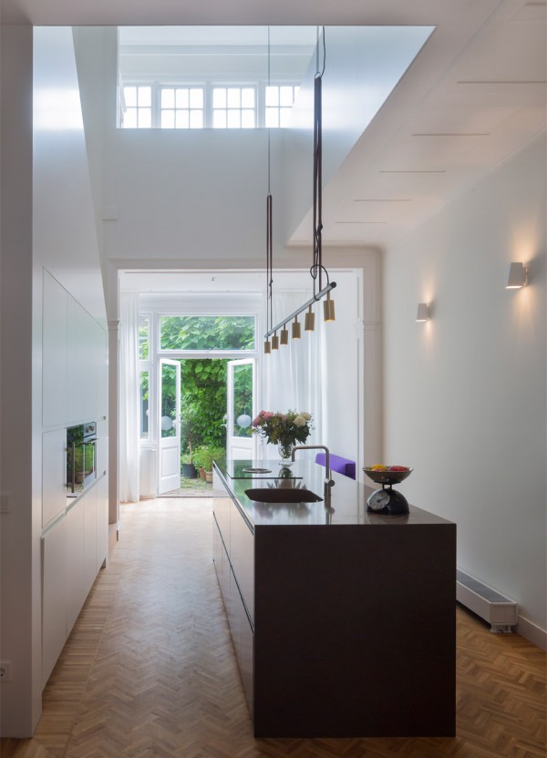 Antonia Reif renovates Dutch townhouse in the Hague