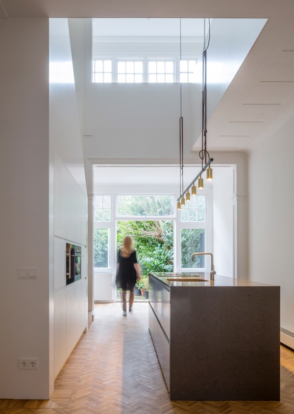 Antonia Reif renovates Dutch townhouse in the Hague