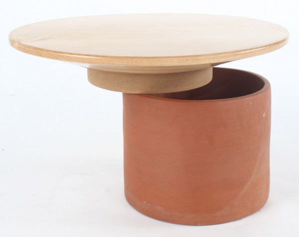 sarma-stool-sebiha-macit-graduate-project-2016-furniture-design-futuristic-rubber-_dezeen_936_1