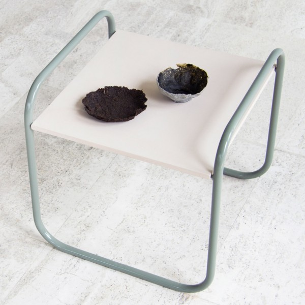 The Sea Me collection by Nienke Hoogvliet uses seaweed as a material