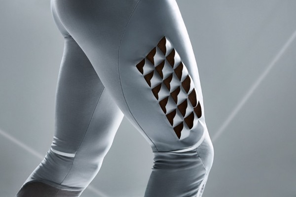 Skynfeel long-jump suit by Pauline van Dongen
