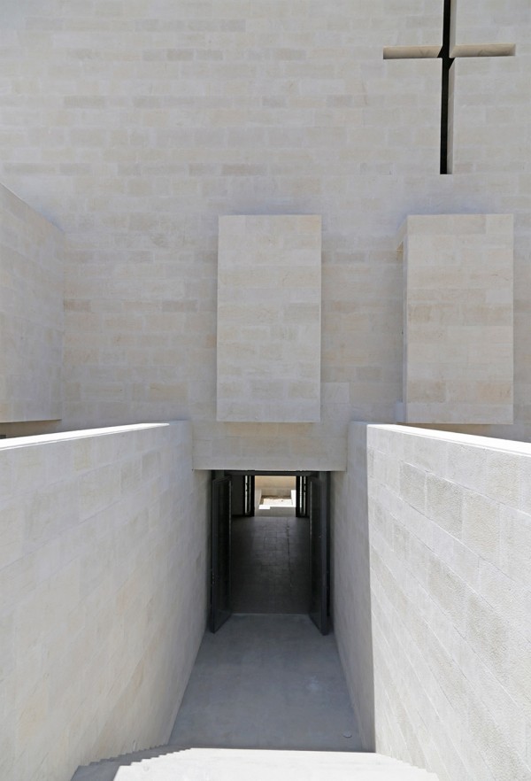 St-Elie Church by Maroun Lahoud