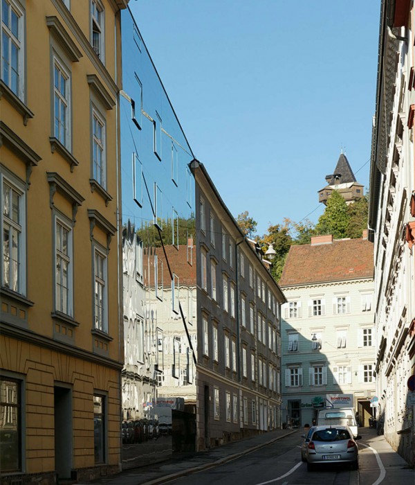 The Stadthaus Ballhausgasse or Broken Mirror house in Austria by Hope of Glory architektur