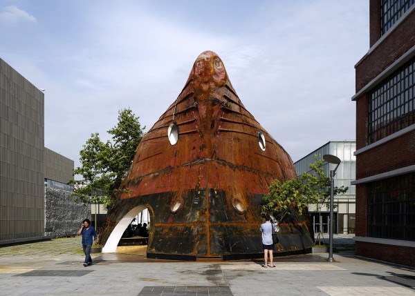 Temp'L by Shinslab Architecture is an installation recycled from a rusty old cargo ship for a museum courtyard in Seoul