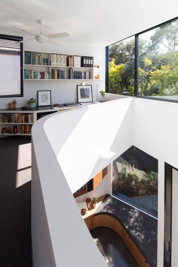 unfurled-house-christopher-polly-_dezeen_936_12