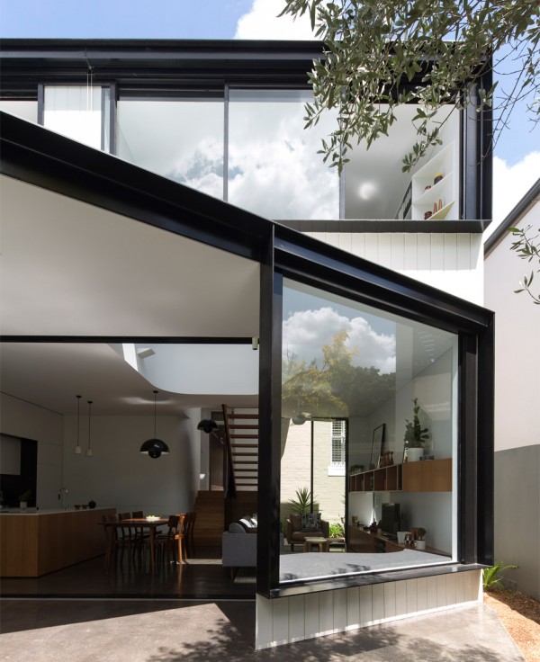 unfurled-house-christopher-polly-_dezeen_936_2