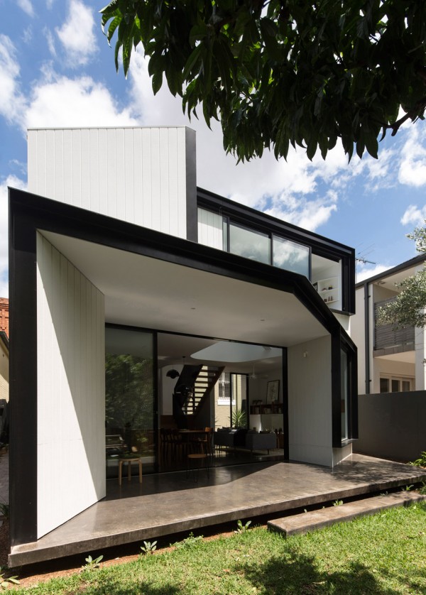 unfurled-house-christopher-polly-_dezeen_936_3