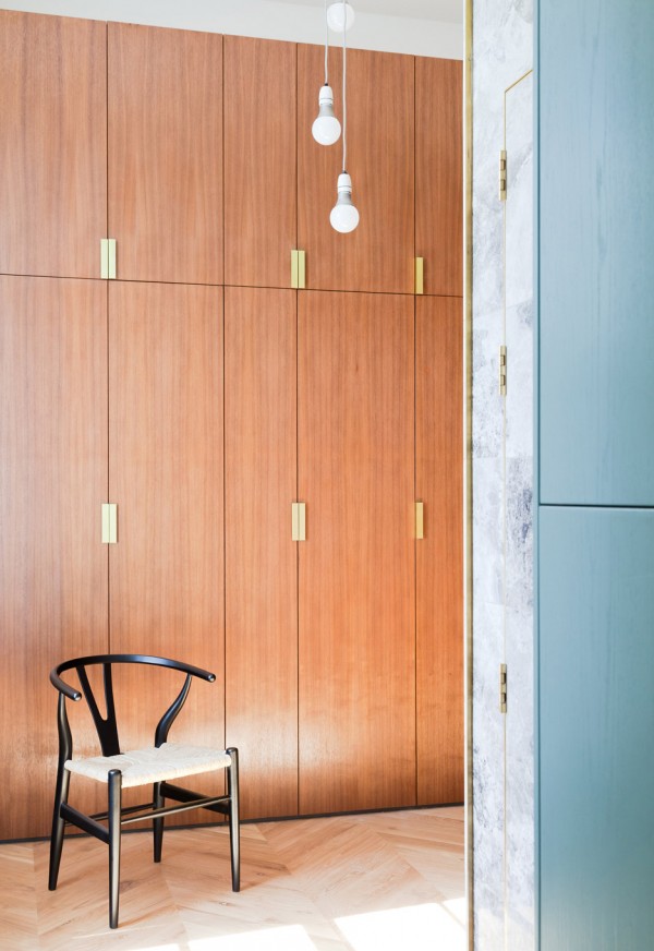 Architecture studio Nimtim renovate a Victorian terrace in London into a space saving apartment