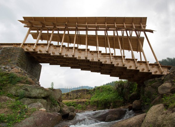 wind-rain-bridge-donn-holohan-peitian-southern-china_dezeen_936_1