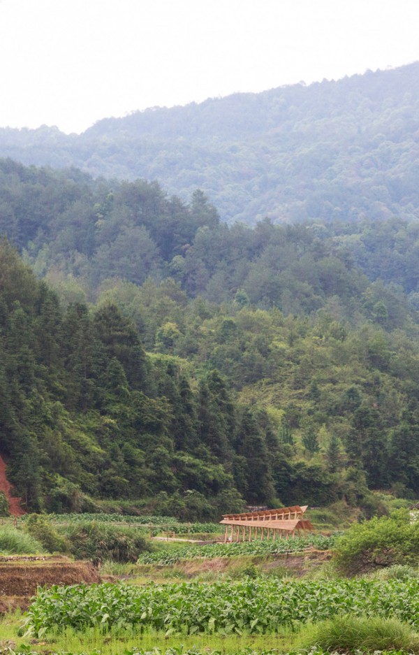 wind-rain-bridge-donn-holohan-peitian-southern-china_dezeen_936_10