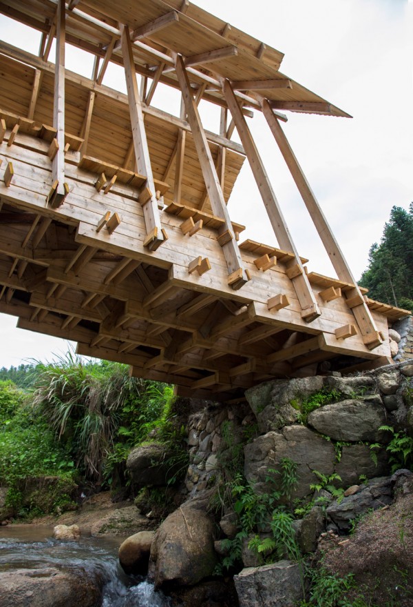 wind-rain-bridge-donn-holohan-peitian-southern-china_dezeen_936_2