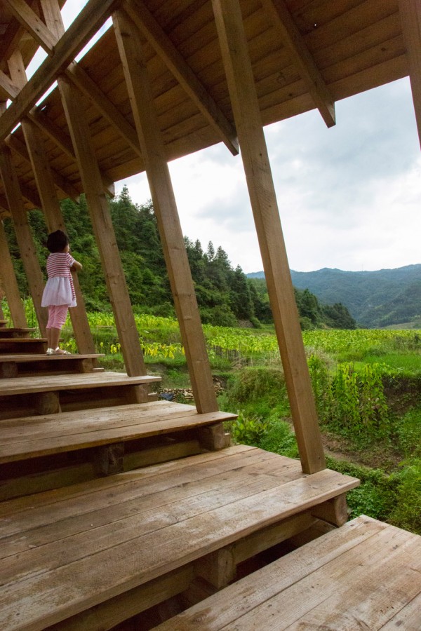 wind-rain-bridge-donn-holohan-peitian-southern-china_dezeen_936_6