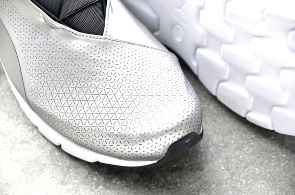 x-cat-disc-puma-designworks-shoe_dezeen_936_0