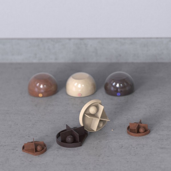 Michiel Cornelissen Ontwerp designs XOCO, a 3D printer for chocolate