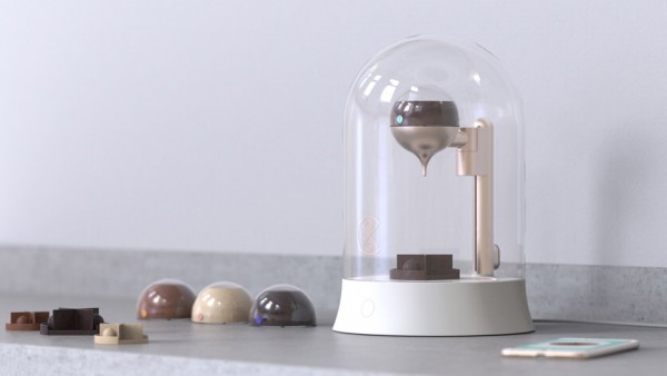 Michiel Cornelissen Ontwerp designs XOCO, a 3D printer for chocolate