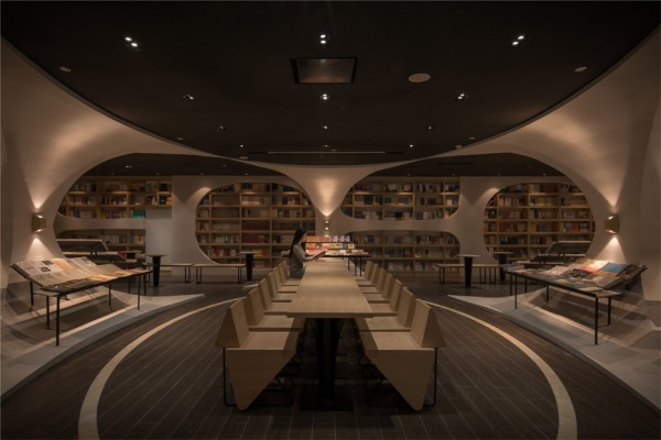 Yangzhou Zhangshuge bookshop by Li Xiang